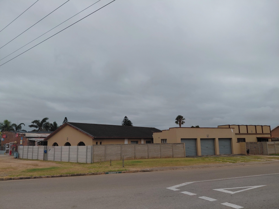 4 Bedroom Property for Sale in Manor Heights Eastern Cape